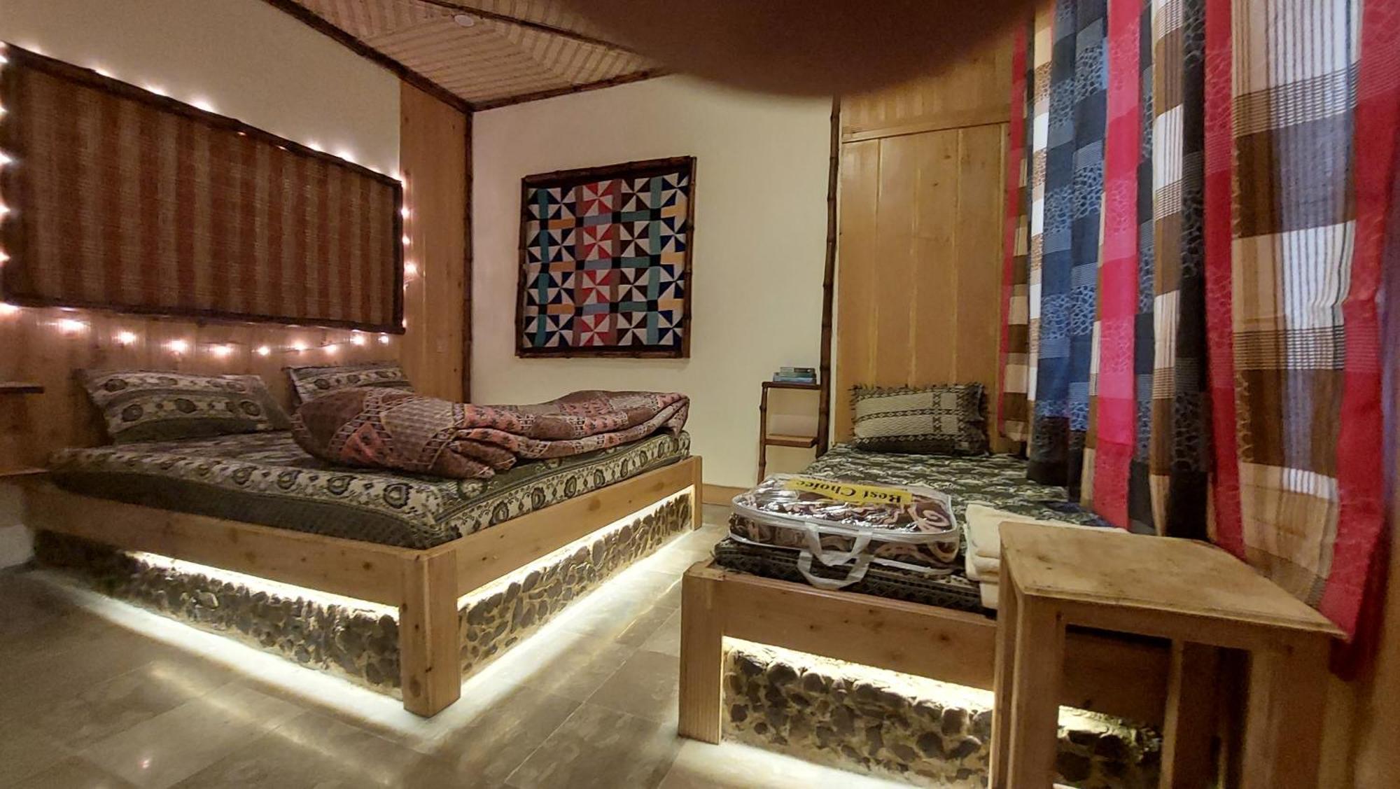 Khana Badosh Resort Kalam Eksteriør bilde
